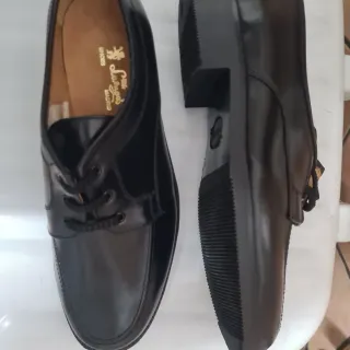 Zapatos de piel negros