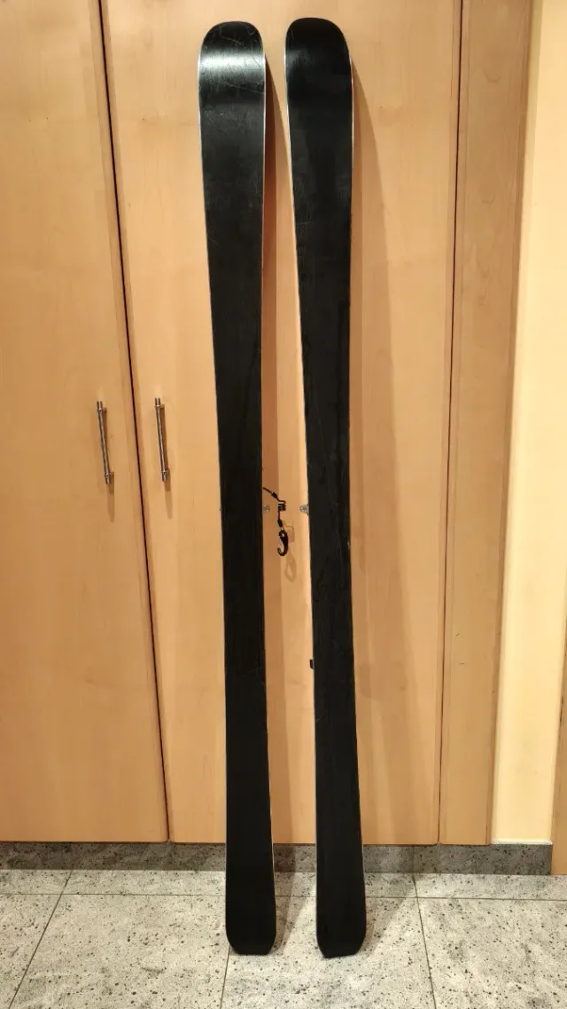 Esquís de Montaña + Pieles