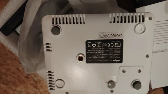 Mini proyector LED Akiyo O1