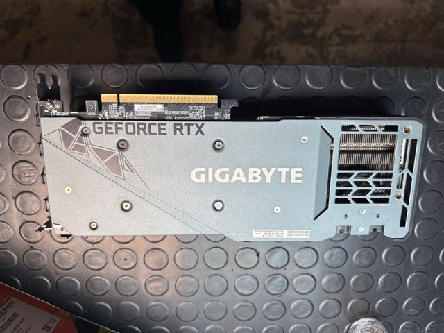 Gigabyte RTX 3070 Tarjeta Gráfica
