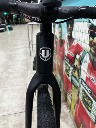 MONDRAKER ARID CARBON RR SUPERBLACK