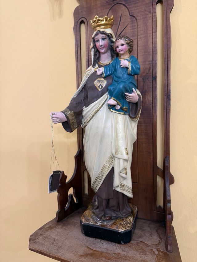 Virgen del Carmen con Niño medida 33cm