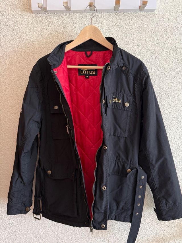 Chaqueta Lotus Negra