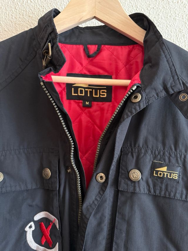 Chaqueta Lotus Negra