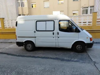 Ford Transit 2.5D – Solo 190.000km – Ideal Camper