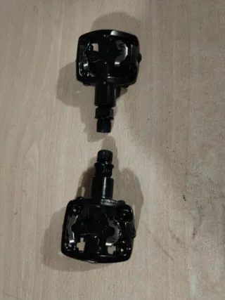 Pedales automáticos Shimano.PD-M 505-SPD.