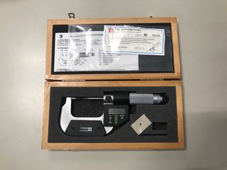 Micrómetro Digital NUEVO 0-25mm