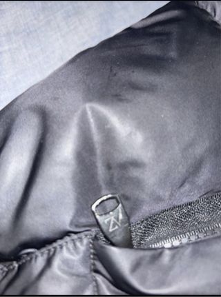 Chaqueta ALESSANDRO negra con capucha