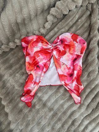 Top Verano Rojo Floral