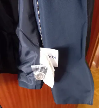 Gabardina (mujer),taLla 48,color azul oscuro. Nuev