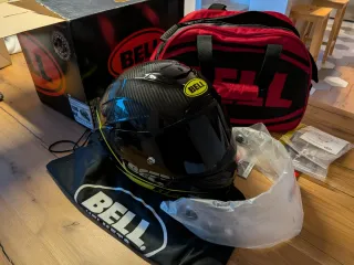 Casco Bell Race Star Flex DLX Carbono Talla M