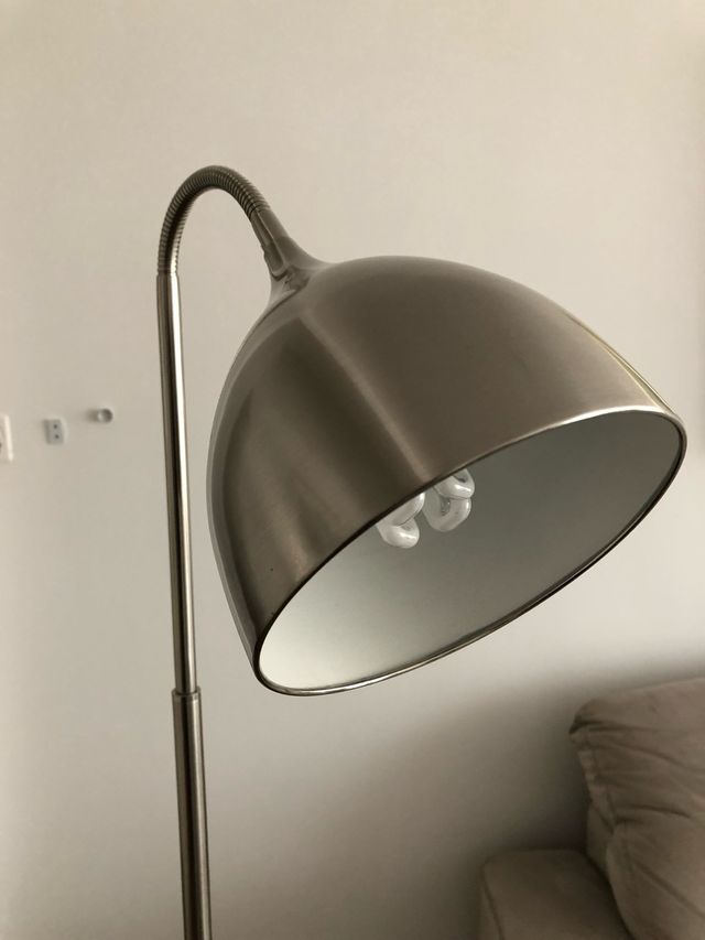 Lámpara Suelo Metal