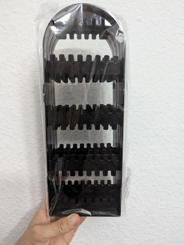 Expositor de pendientes de plástico negro