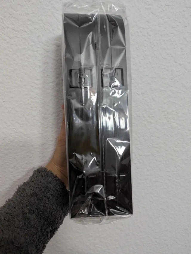 Expositor de pendientes de plástico negro