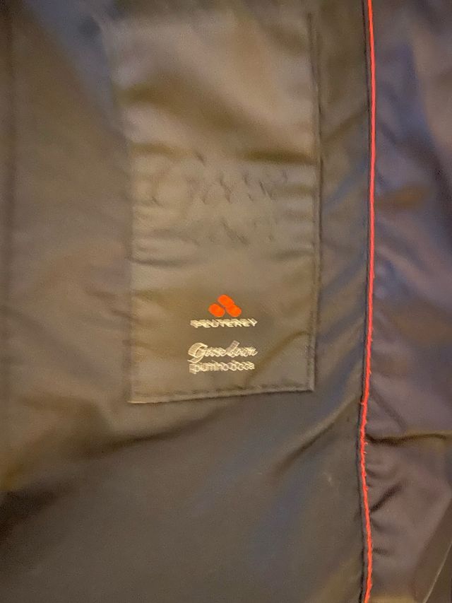 Chaquetón señora negro de plumas talla M