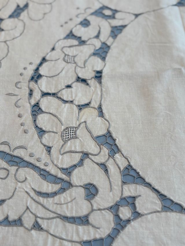 Mantel Lino Richelieu Lagartera