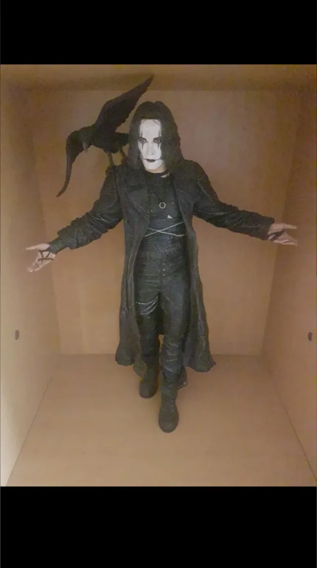 Figura The Crow + Comics