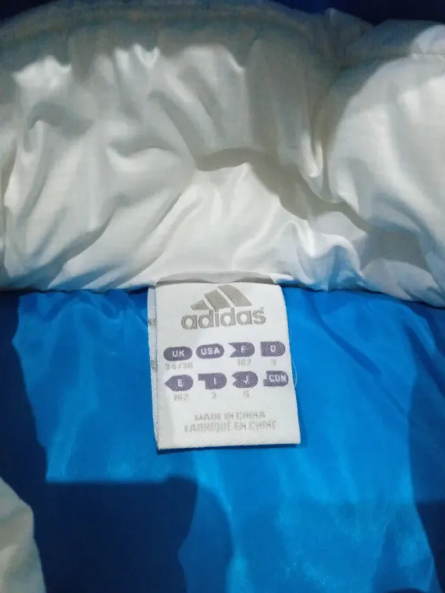 Cazadora Real Madrid Adidas Blanca y Azul