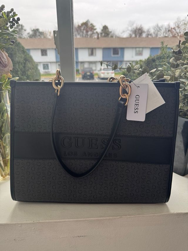 Bolsos GUEES- CALVIN KLEIN Originales Nuevos.