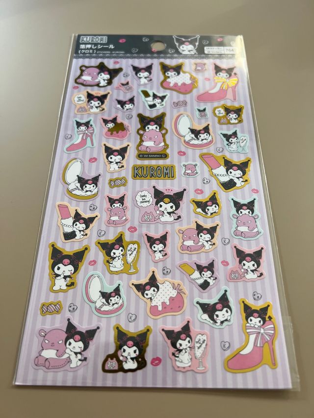 Pegatinas Kuromi Sanrio Doradas