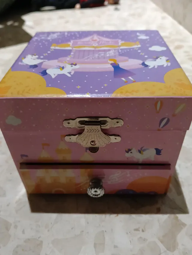 Caja de música unicornio espejo