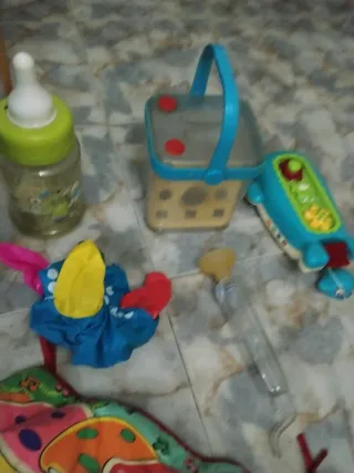 Lote de cosas para bebé