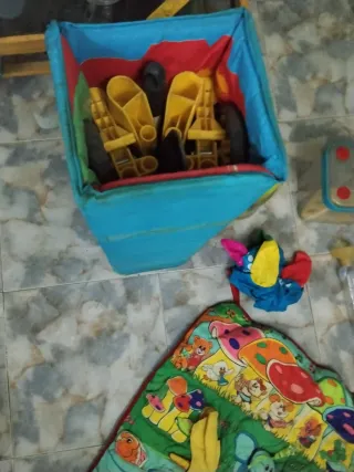 Lote de cosas para bebé