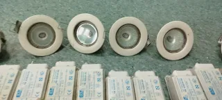 22 Transformadores Halógenos + 20 Soportes