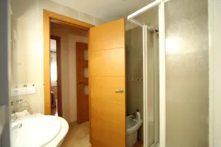 Puerta de madera moderna