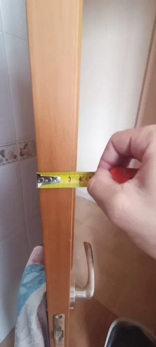 Puerta de madera moderna