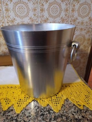 Portaghiaccio Tenuta S. Anna