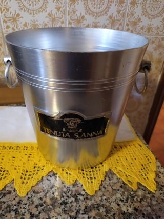 Portaghiaccio Tenuta S. Anna