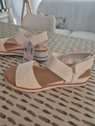 Sandalias Skechers Blancas Mujer