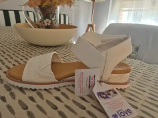 Sandalias Skechers Blancas Mujer