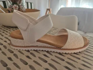 Sandalias Skechers Blancas Mujer