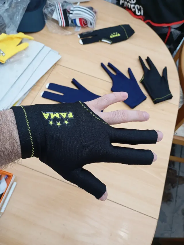 Guante de billar FAMA negro