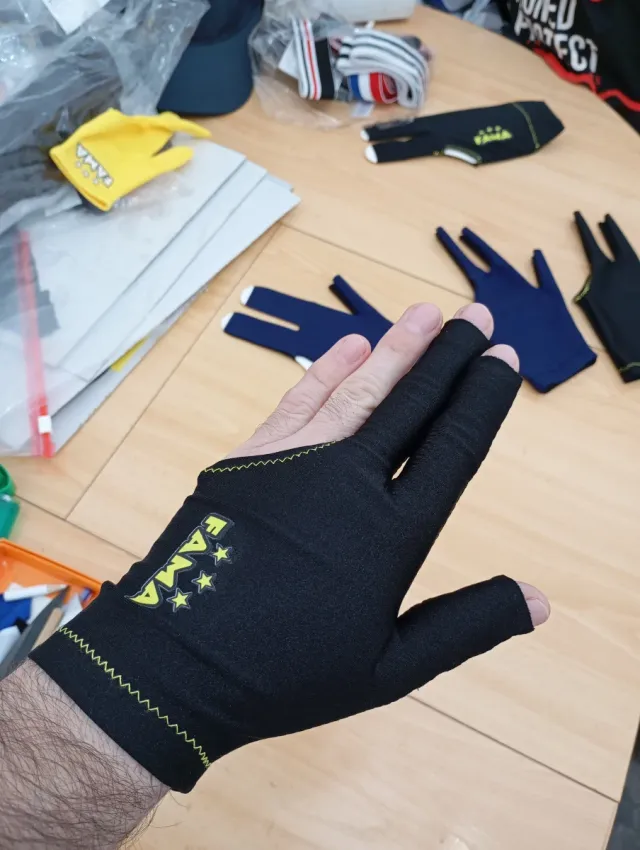 Guante de billar FAMA negro