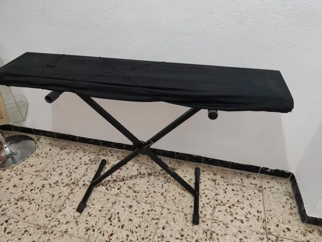Piano Artesia 88 teclas