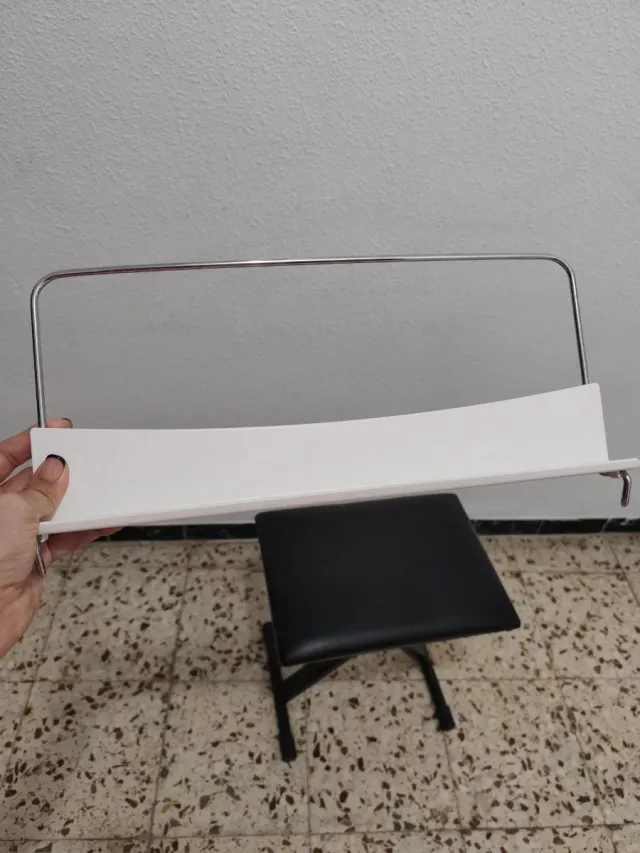 Piano Artesia 88 teclas