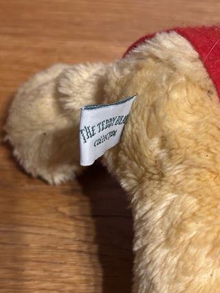 Peluche Barney the teddy bear collection