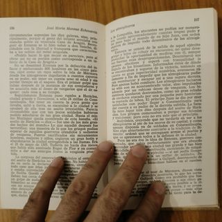 Los almogávares. Libro antiguo historia militar.