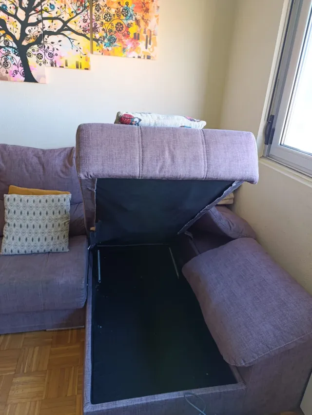 Sofá chaislongue tela morado