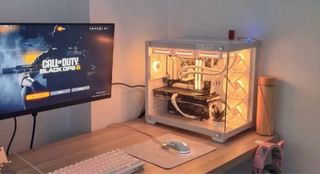 PC Gaming Blanco con RGB