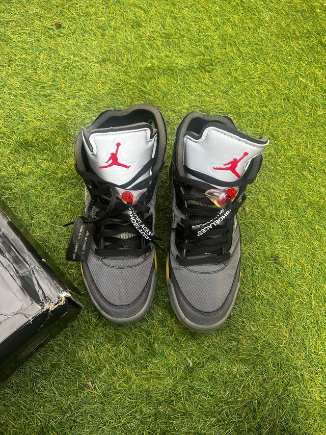 Jordan 5 x Off-White