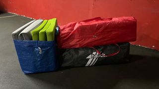 Cuna de viaje con colchón