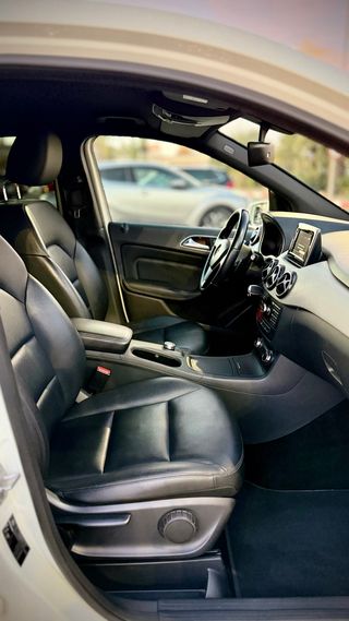 Mercedes-Benz Clase B220 2014