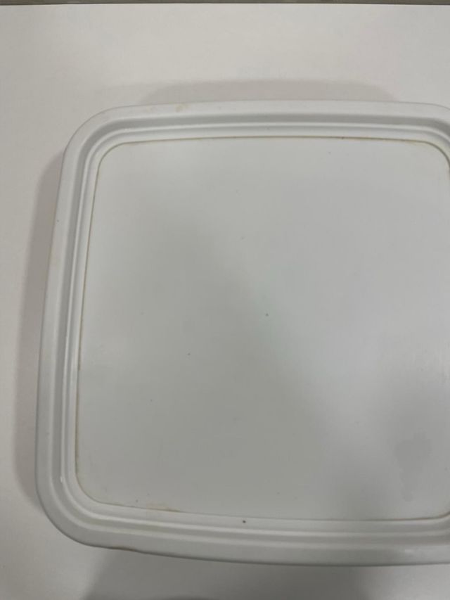 Escurreplatos de plástico blanco