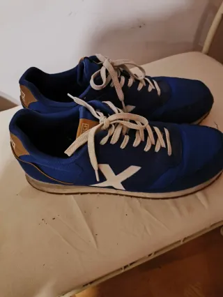 Zapatillas Munich Azul y Beige