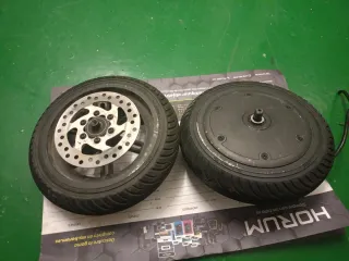 Ruedas de patinete con disco de freno