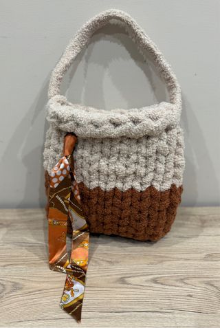 Borsa Chunky Bicolore Beige e Marrone con foulard
